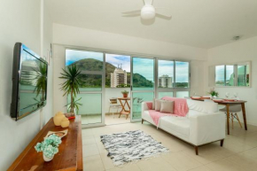 COMPLETO Duplex colado na PRAIA e no SHOPPING com 3 quartos, Escritório, wi fi, lavanderia